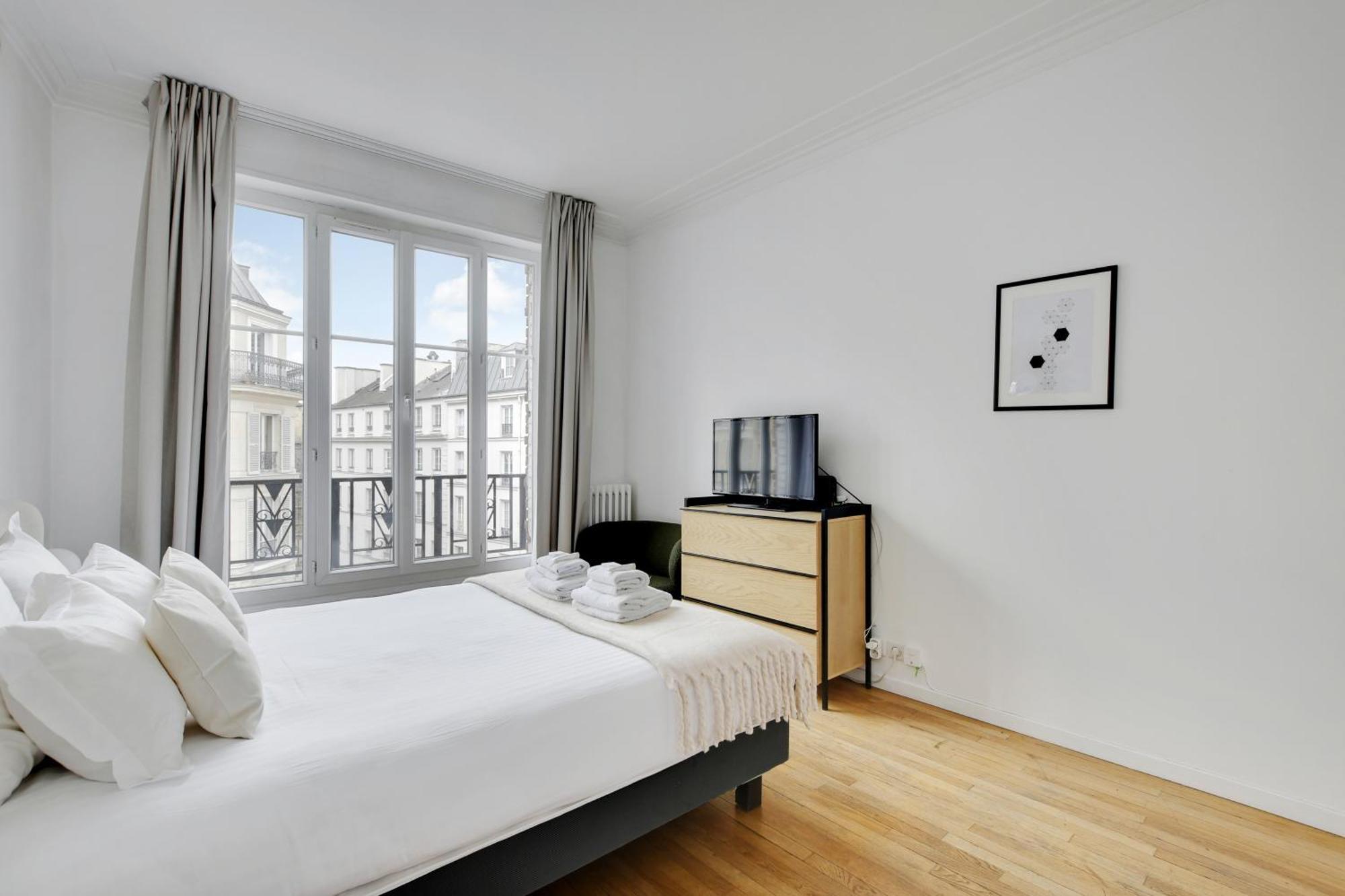 Pick A Flat'S Apartments In Saint Michel - Rue Du Sommerard Paris Bagian luar foto